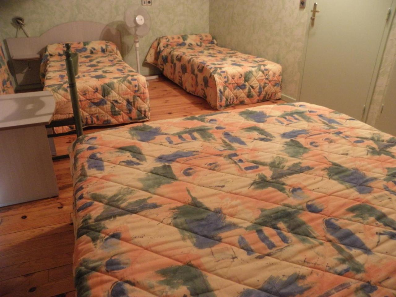 L'Ostalou Hotel Issoire Kültér fotó